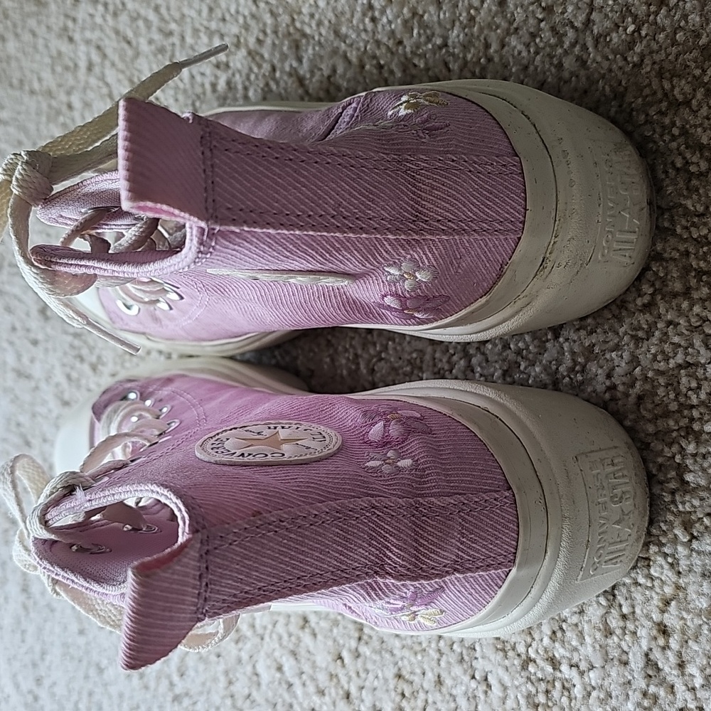 CONVERSE Shoes - Picture 12 of 14